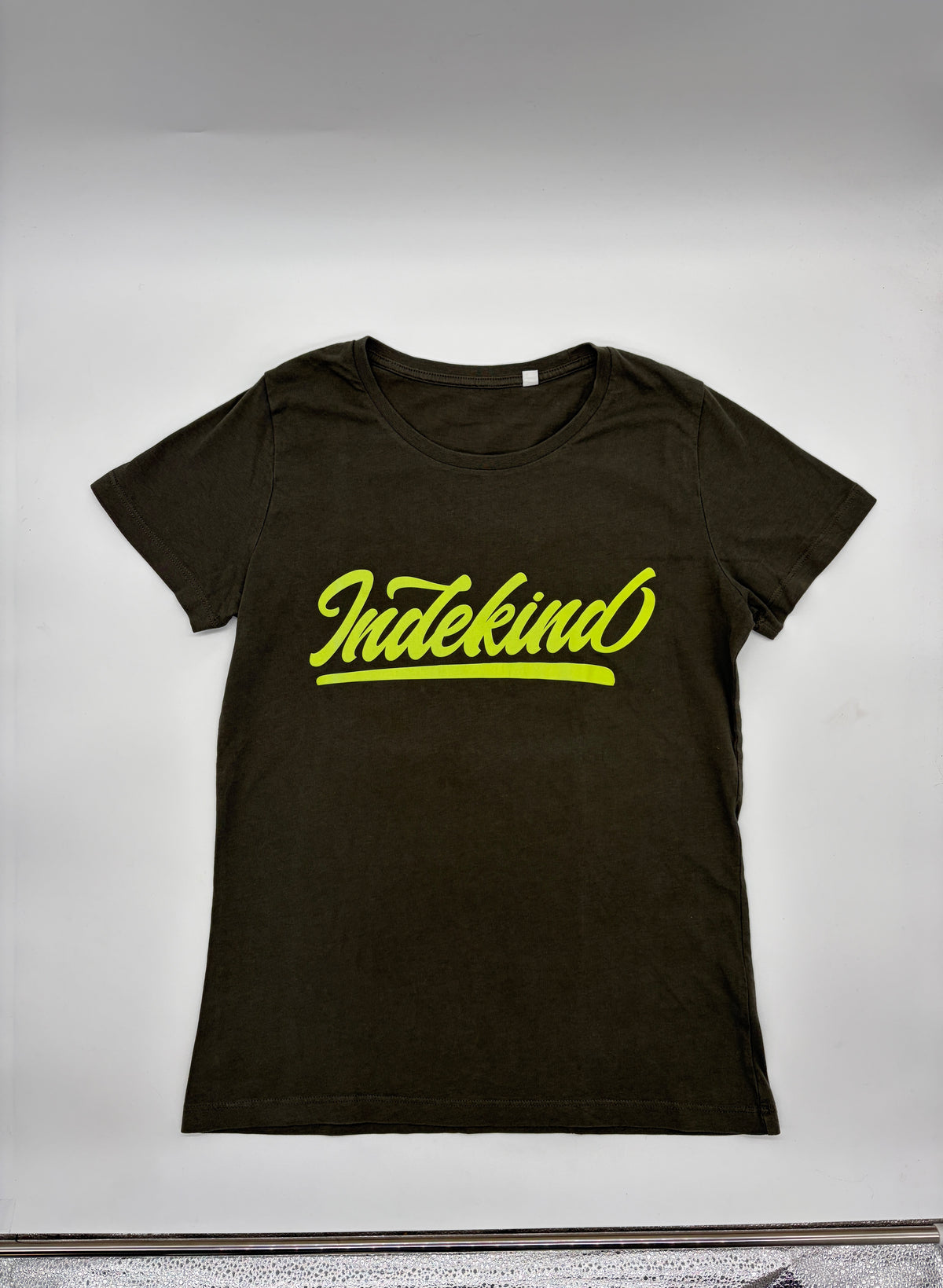 T-Shirt | Indekind Klassik | Mädsche | Neon-Aufdruck